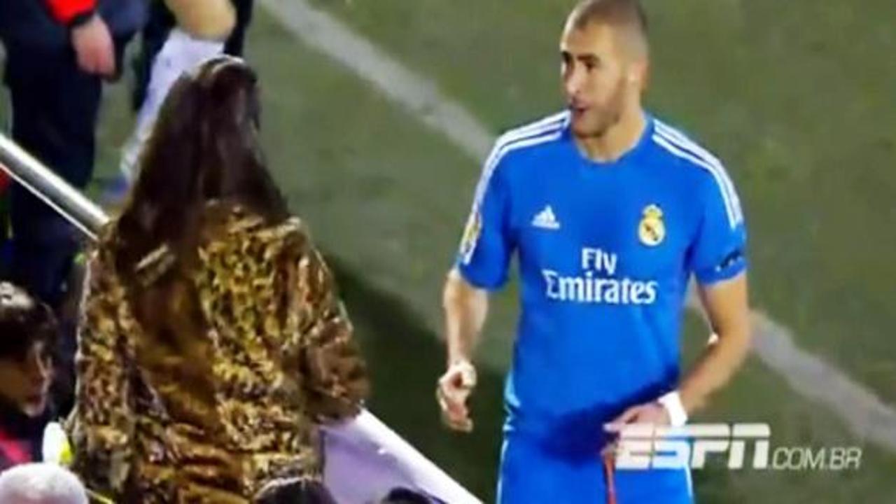 Benzema'dan maç esnasında güldüren hareket