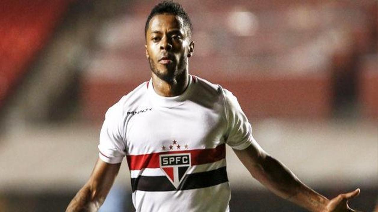 'Beşiktaş'tan da çok iyi bir sözleşme geldi'