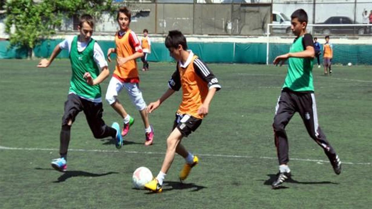 BJK'de futbol altyapı seçmeleri başladı