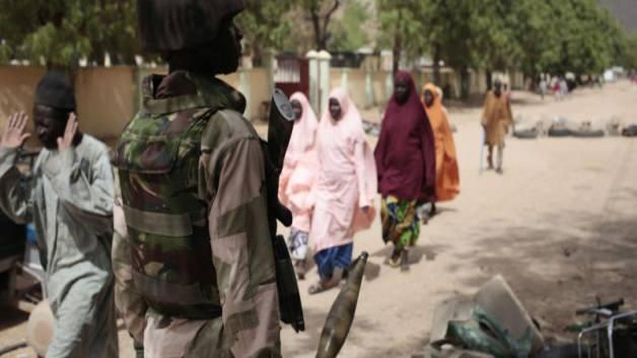 Boko Haram 2 bin kadını kaçırdı
