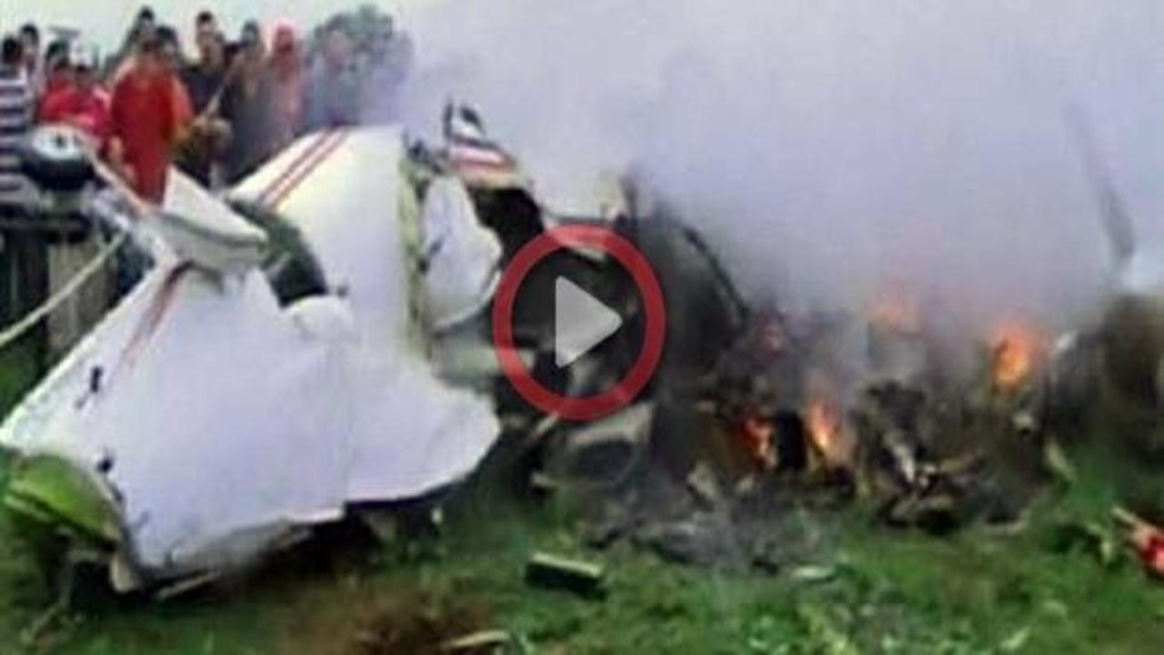 Bolivya'da uçak kazası: 8 ölü!