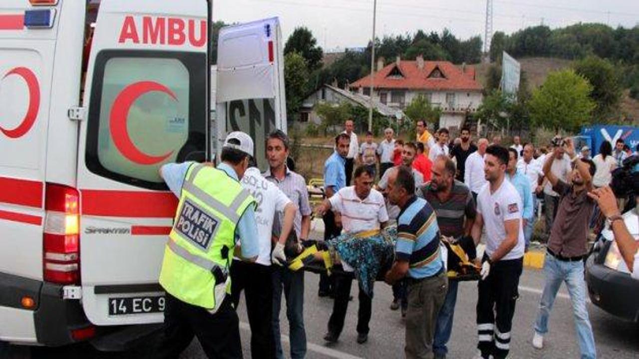 Bolu'da feci kaza: 19 yaralı!