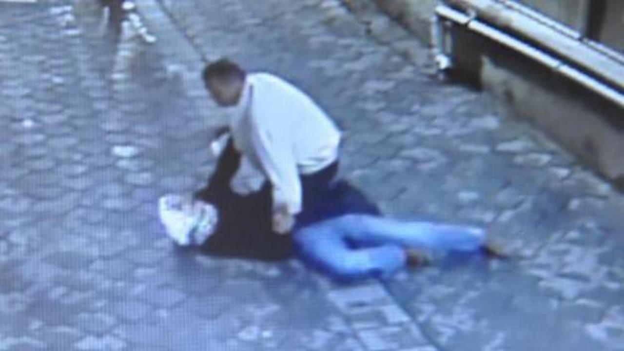 Boşanmak isteyen eşe bı&ccedil;aklı koca dehşeti