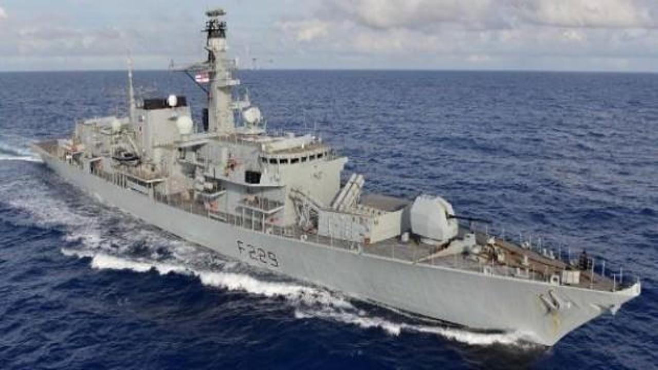 Britanya Afrika'ya savaş gemisi gönderdi