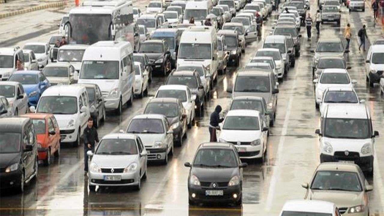 Bu bir rekor mu? 70 bin ara&ccedil; ge&ccedil;ecek