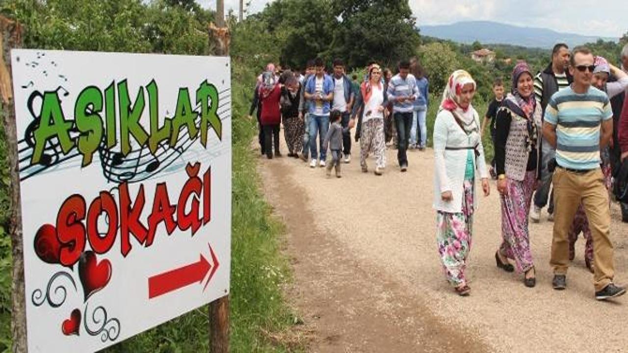 Bu yol başka yol! "Evlilik sitesi"nin atası