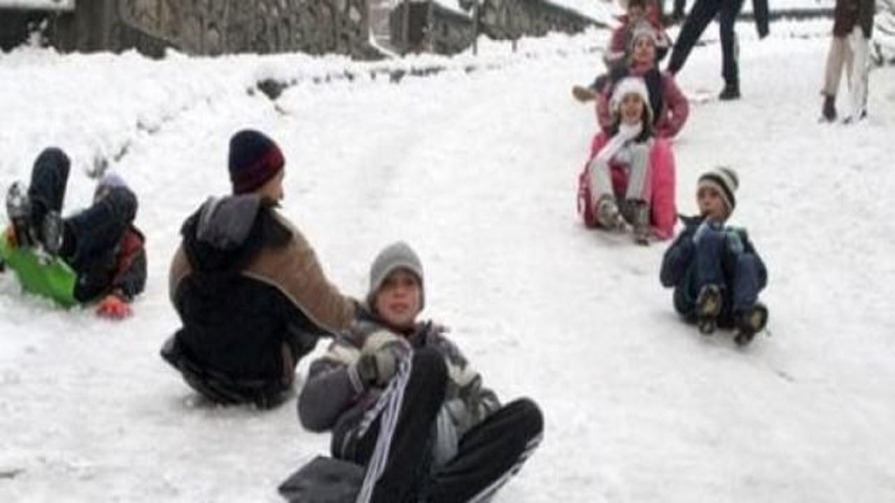 Bugün okullar tatil mi? İstanbul'da kar tatili