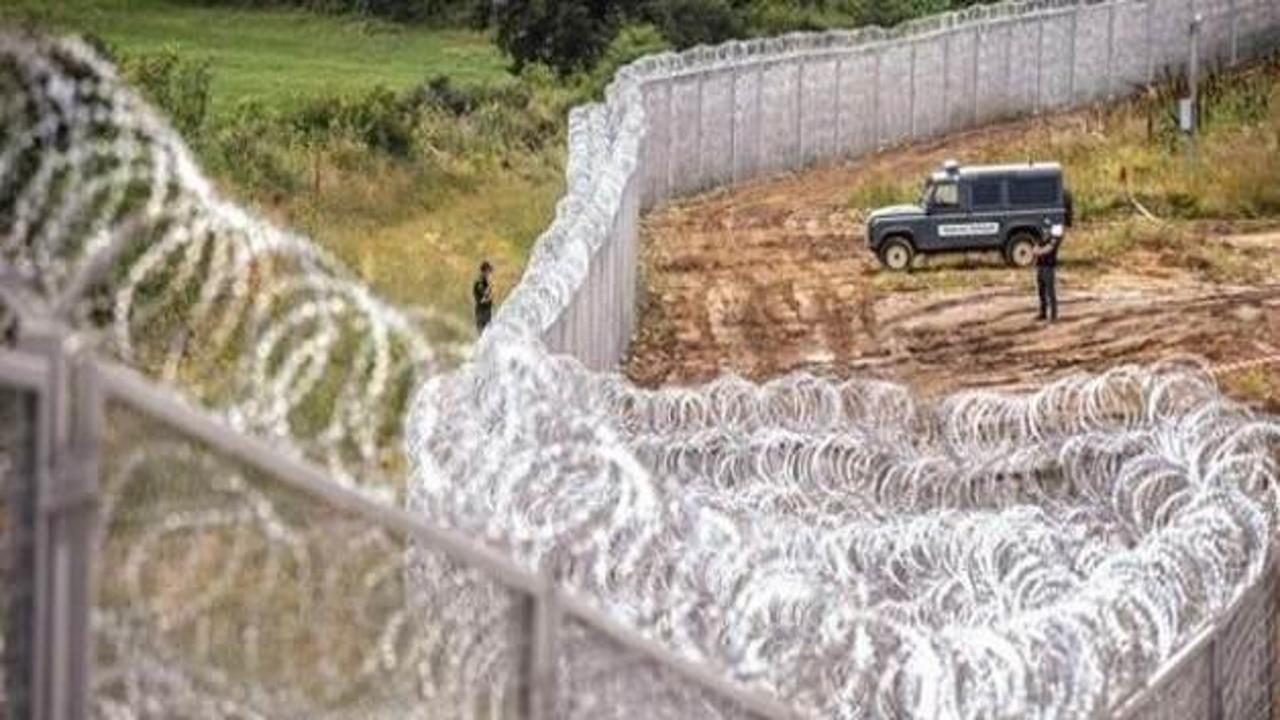 Bulgaristan tel örgüyü uzatıyor