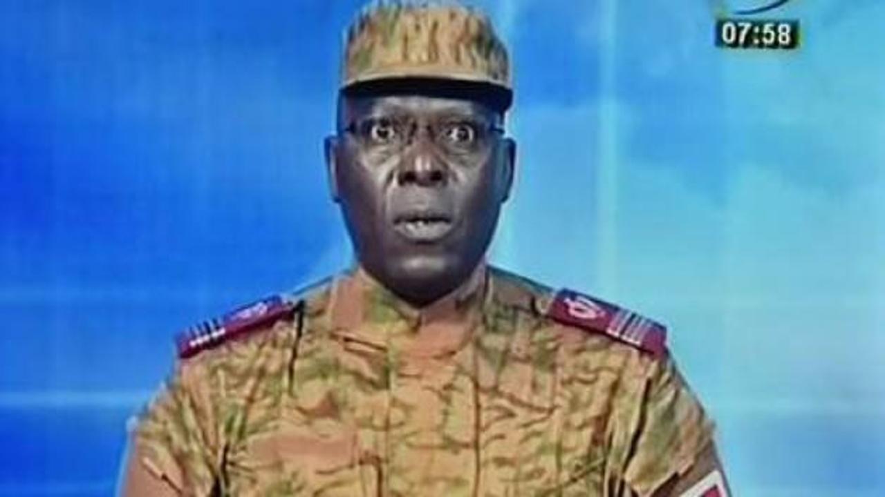Burkina Faso'da askeri darbe oldu