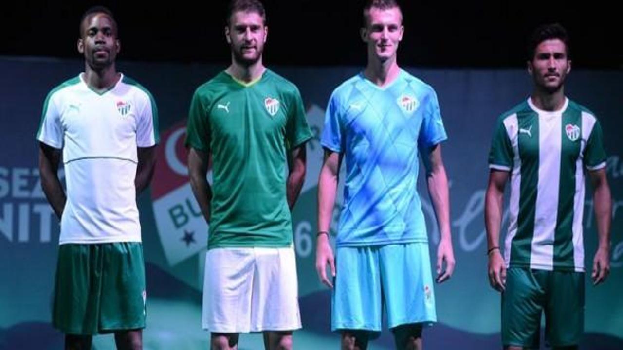 Bursaspor'da yeni formalar tanıtıldı