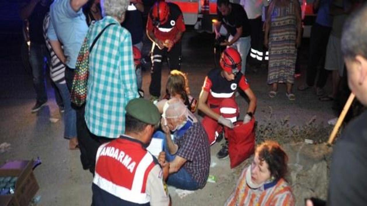 Bursa'da yolcu otobüsü tıra çarptı: 33 yaralı