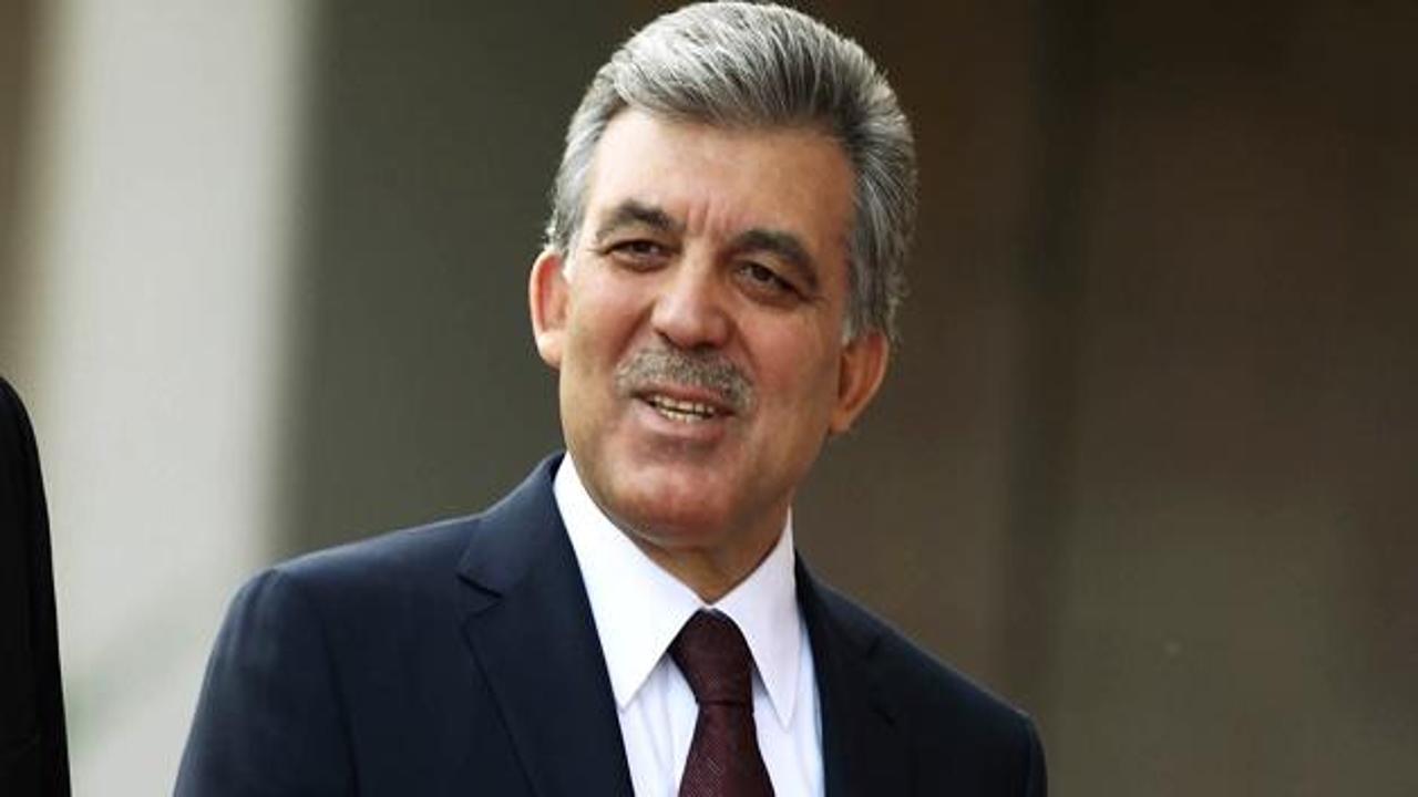 Gül'den Davutoğlu'na tebrik telefonu