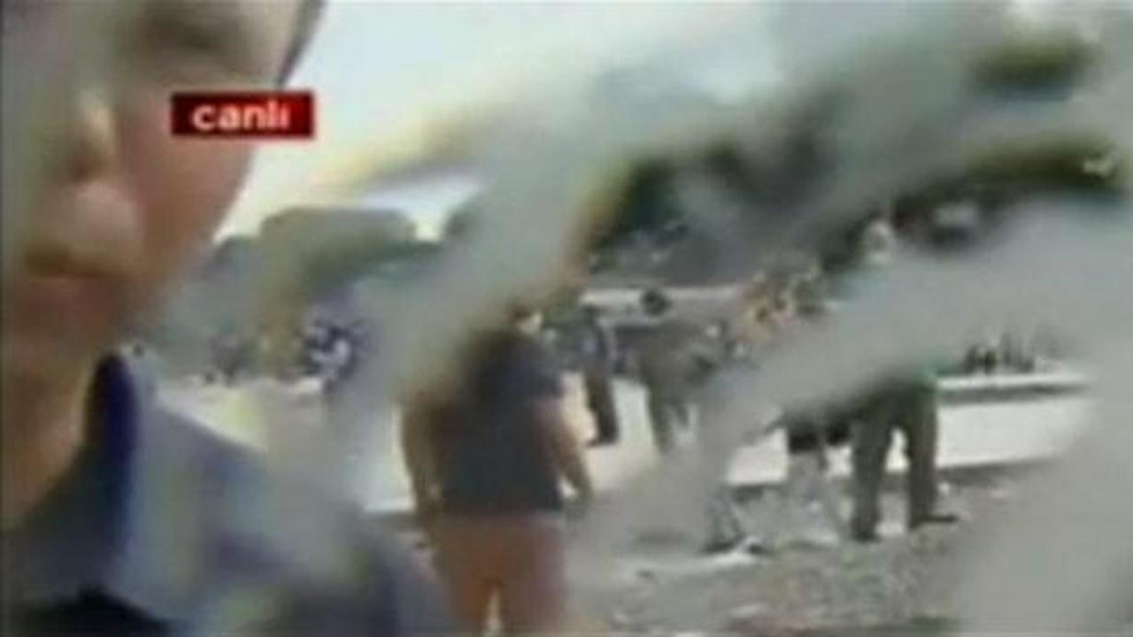 Canlı yayında NTV kamerasına saldırı- İZLE
