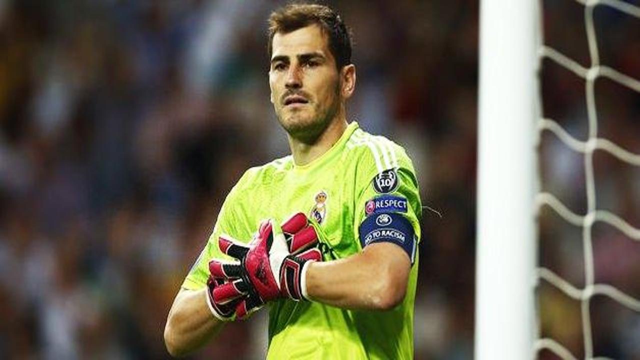 Casillas'ın sakladığı G.Saray forması!