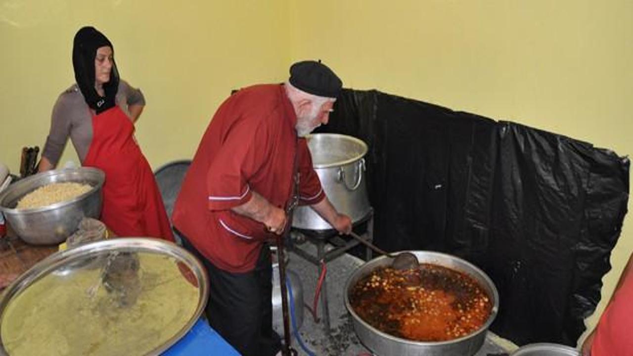 Cennet Dede'nin 14 yıllık geleneği s&uuml;r&uuml;yor