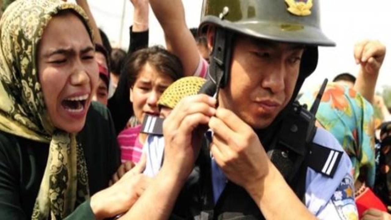 Tayland'daki Türkistanlılar Çin'e iade edildi