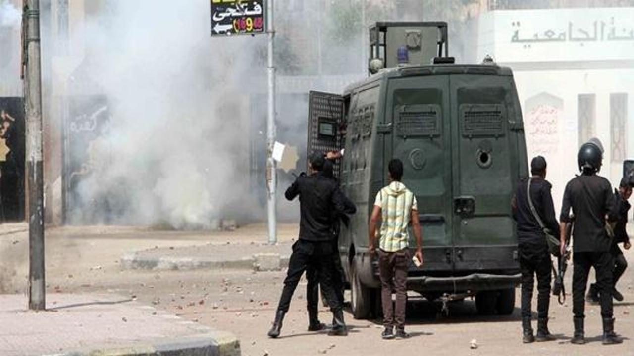 Mısır polis merkezinde kavga: 1 ölü