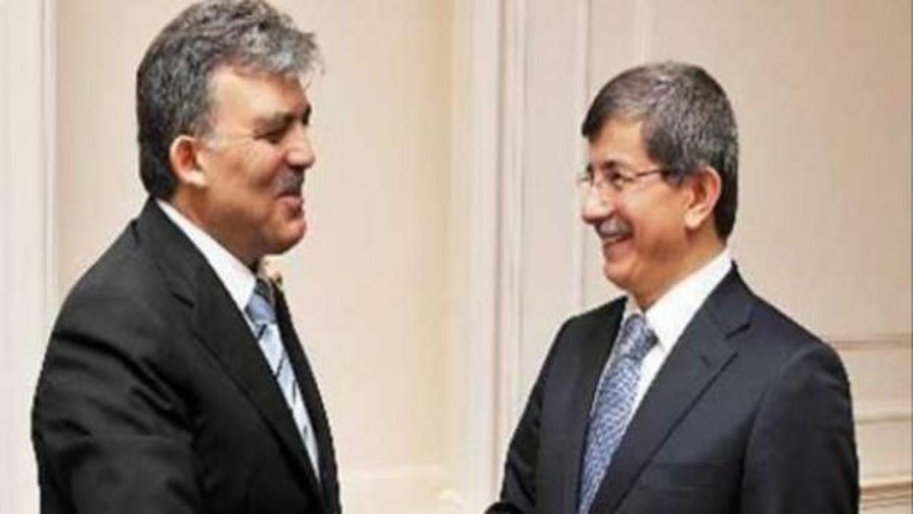 Gül'den Erdoğan ve Davutoğlu'na tebrik