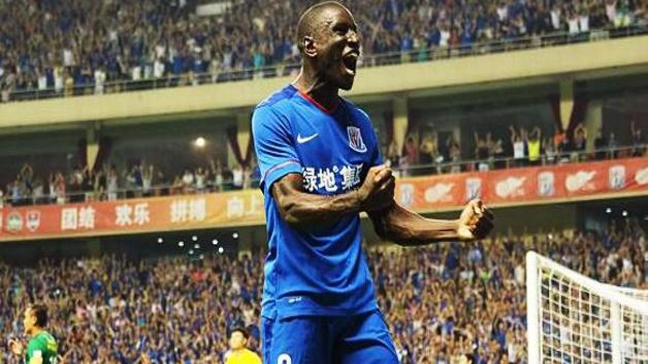Demba Ba'nın yanına tanıdık isim!