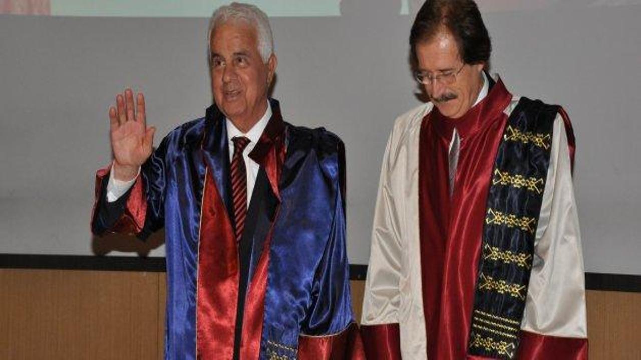 Derviş Eroğlu'na fahri doktor &uuml;nvanı