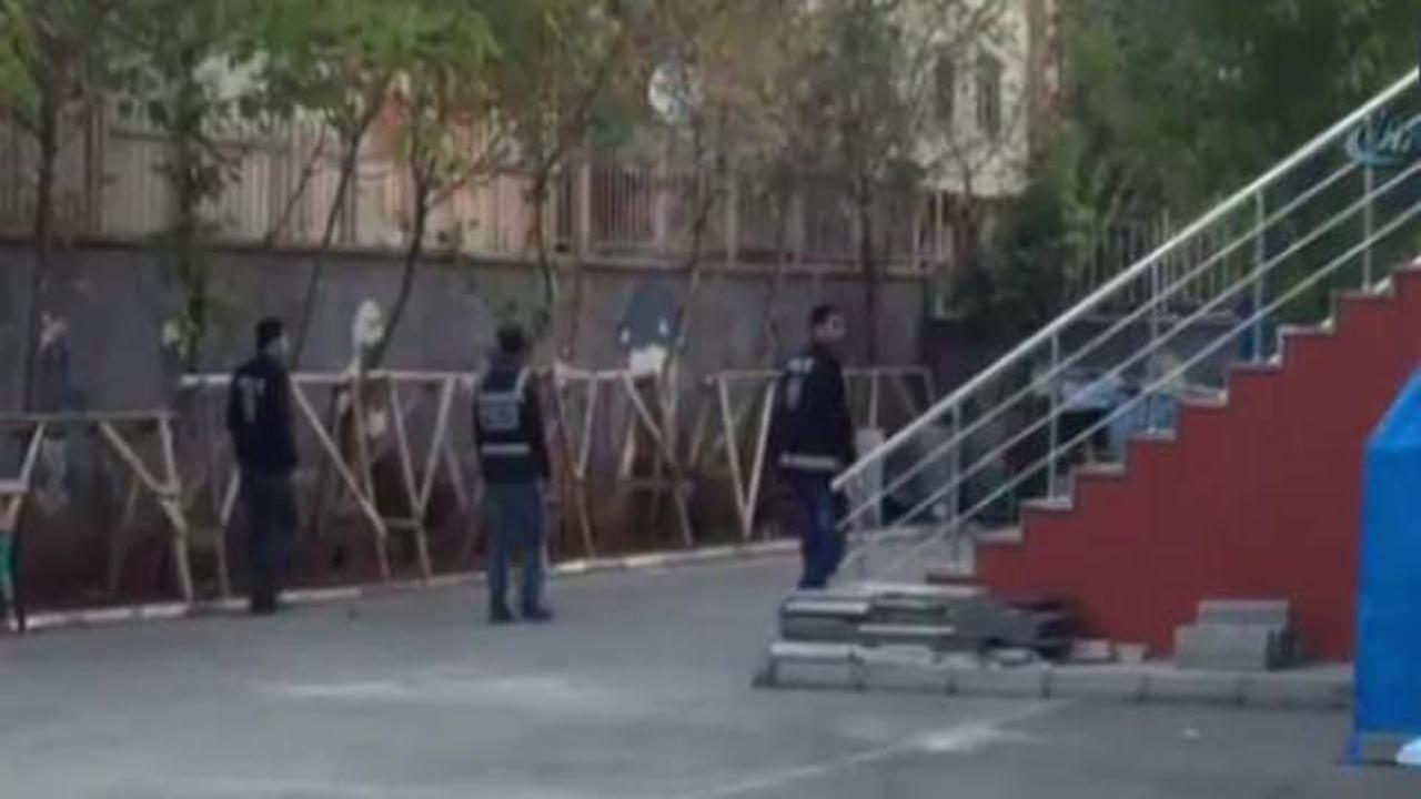 Diyarbakır’da polis okullarda bomba aradı!