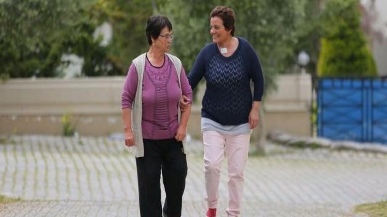 Doktorlar umudu kesmişken bitkisel hayattan &ccedil;ıktı