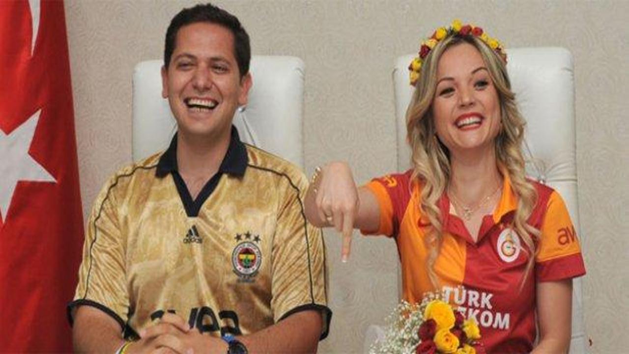 Gelinlik yerine forma giydi!