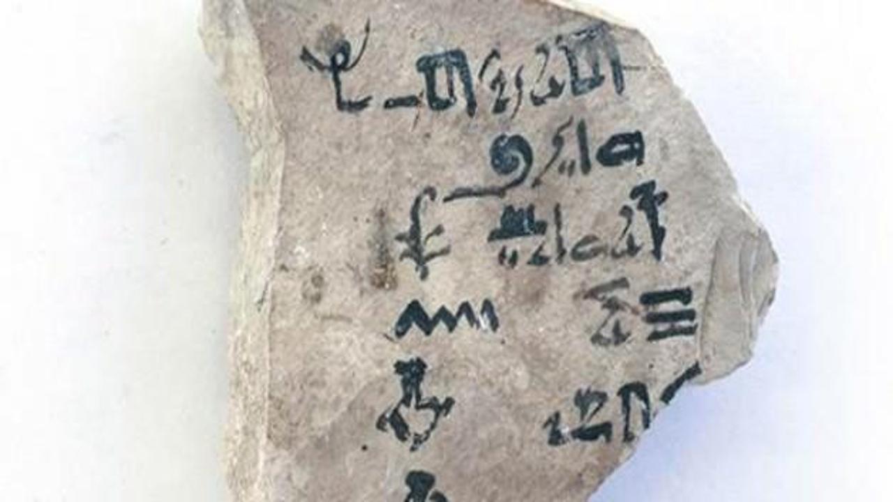 Dünyanın en eski alfabe tableti