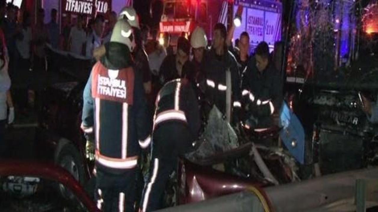E5 Karayolu'nda feci kaza: 3 ölü, 9 yaralı