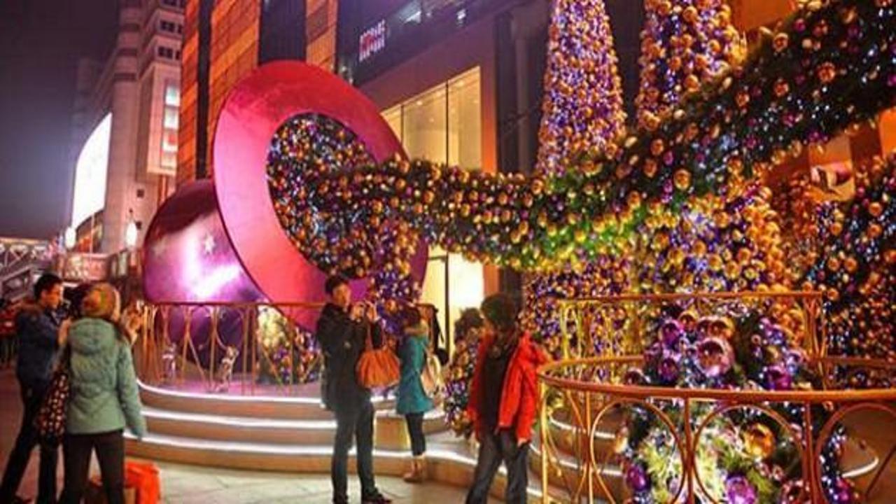 Çin 'Batı adeti' diye Noel'i yasakladı