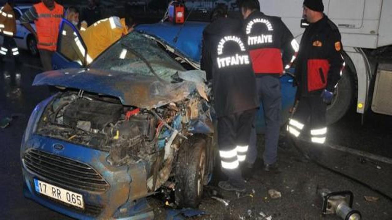Edirne'de feci kaza: 1 ölü, 2 yaralı