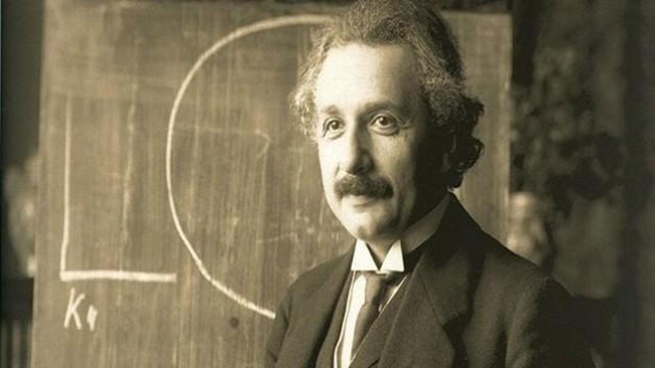 Einstein'ın mektuplarına 420 bin dolar