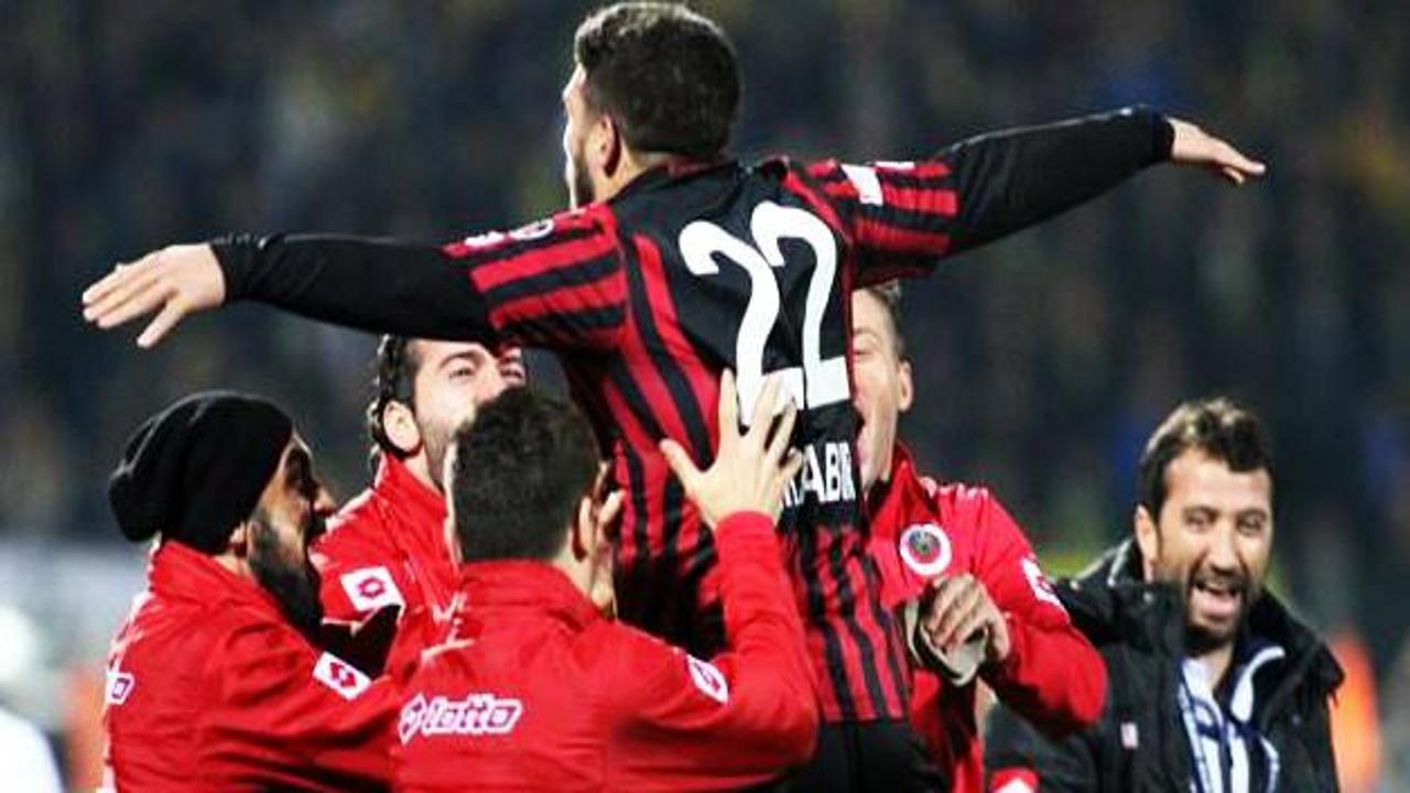 El Kabir: G.Saray ve Beşiktaş'a gol atarsam...