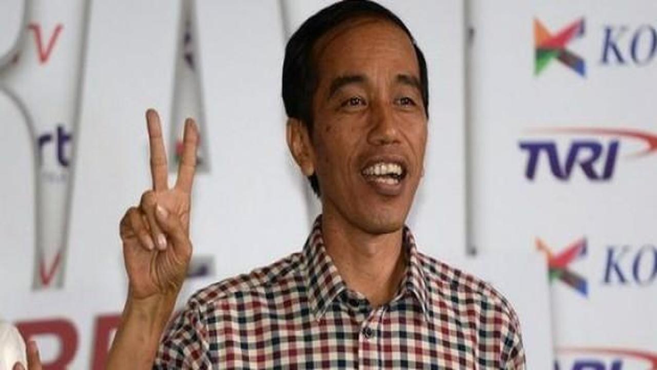 Endonezya'da Widodo kabineyi açıkladı 