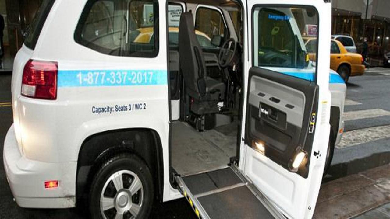 Engellilere özel taksi Londra'da hizmete girdi!