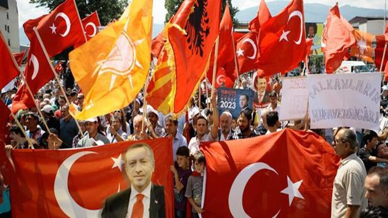 Erdoğan'a Makedonya'da destek mitingi