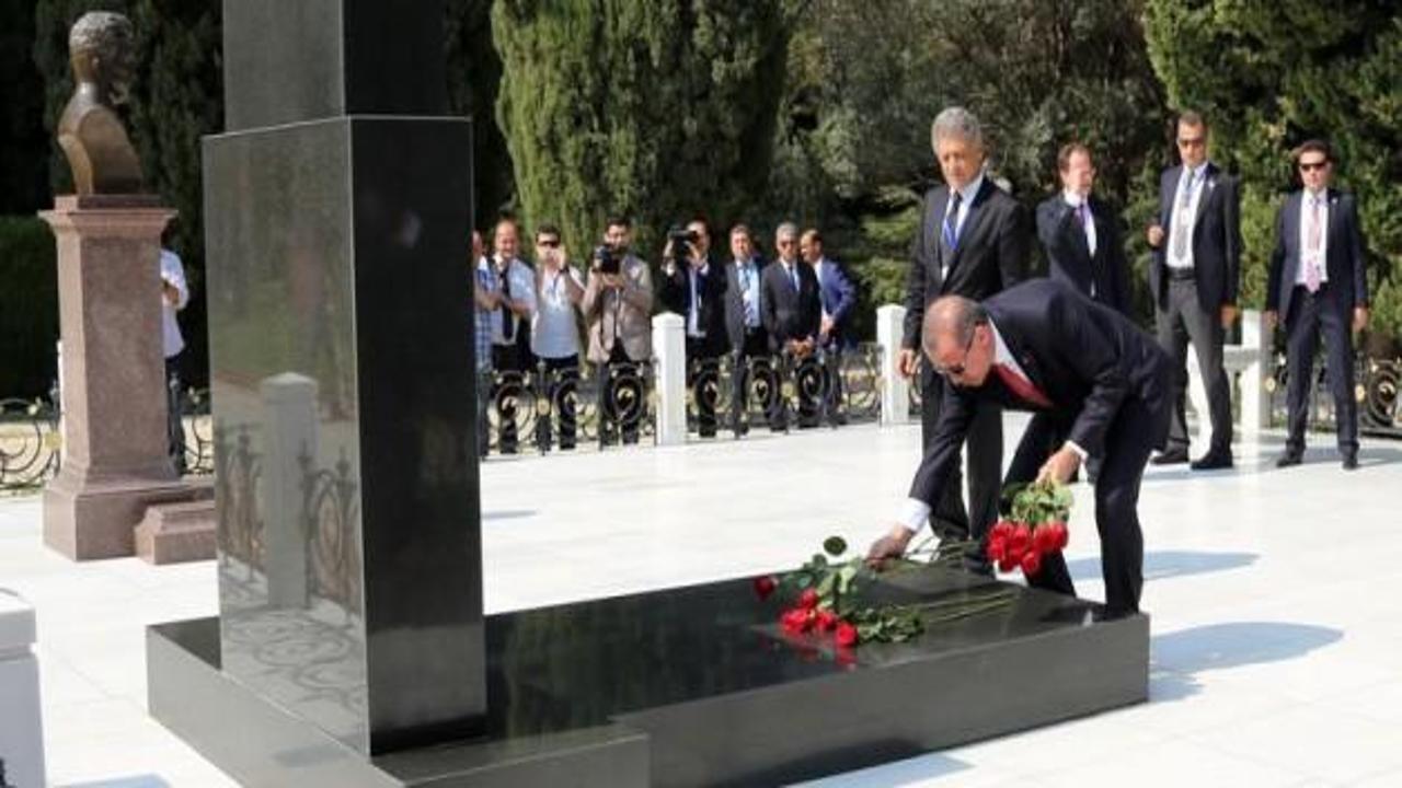 Erdoğan'dan Aliyev'in mezarına ziyaret