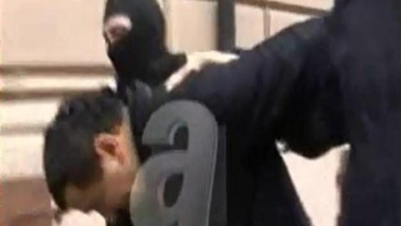 Erdoğan'ı dinleyen 2 isim b&ouml;yle yakalandı