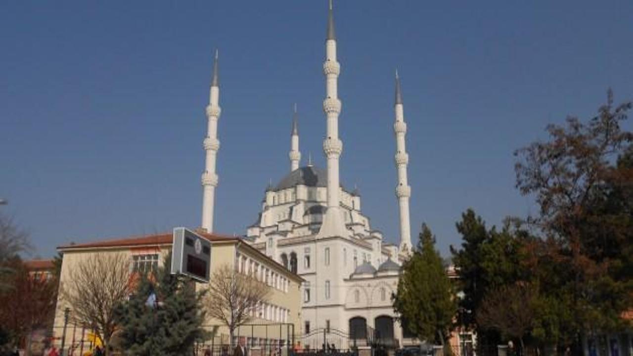 Erdoğan'ın talimatı ile yaptırılan dev cami