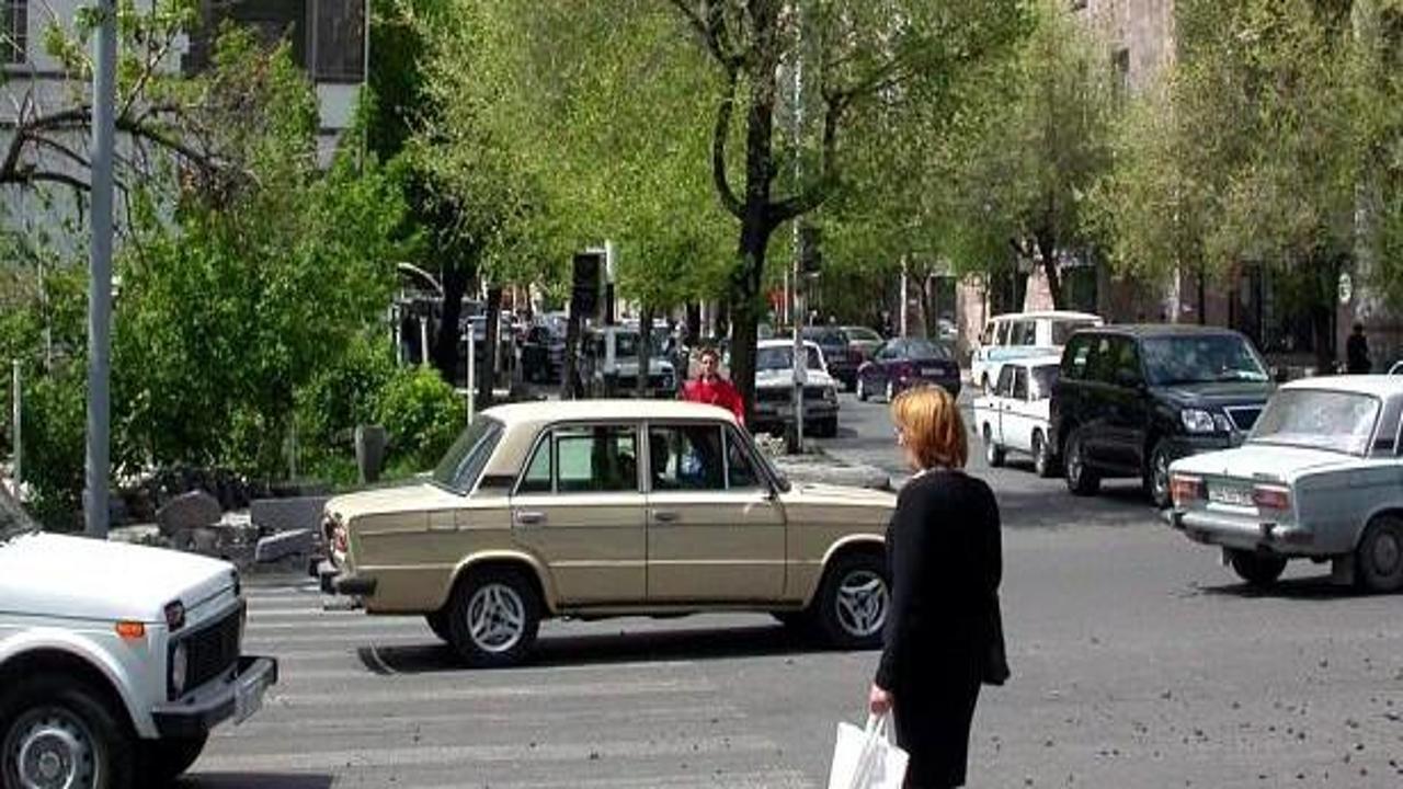 Ermeniler iş için ülkelerini terk ediyor