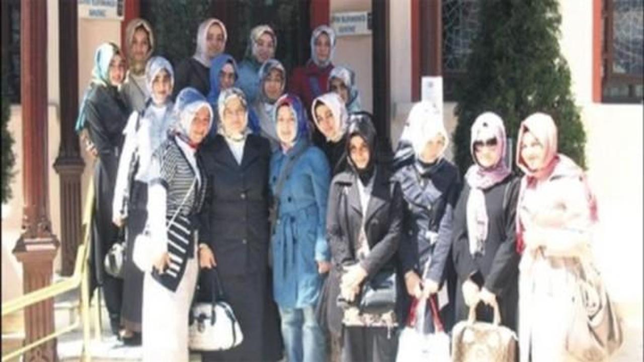 Esatpaşa İmam Hatipliler'den anlamlı hediye
