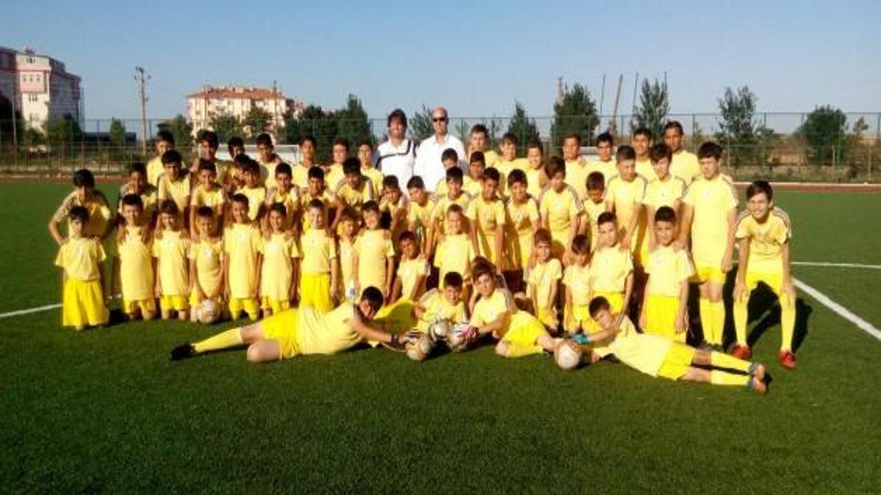 Hayrabolu Belediye Başkan Altayoğlu, yaz spor okuluna ziyaret