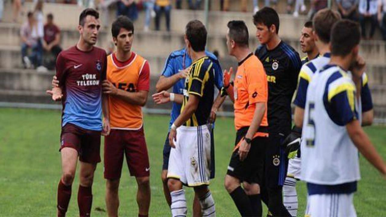 F.Bahçeliler Trabzonsporlu oyunculara saldırdı