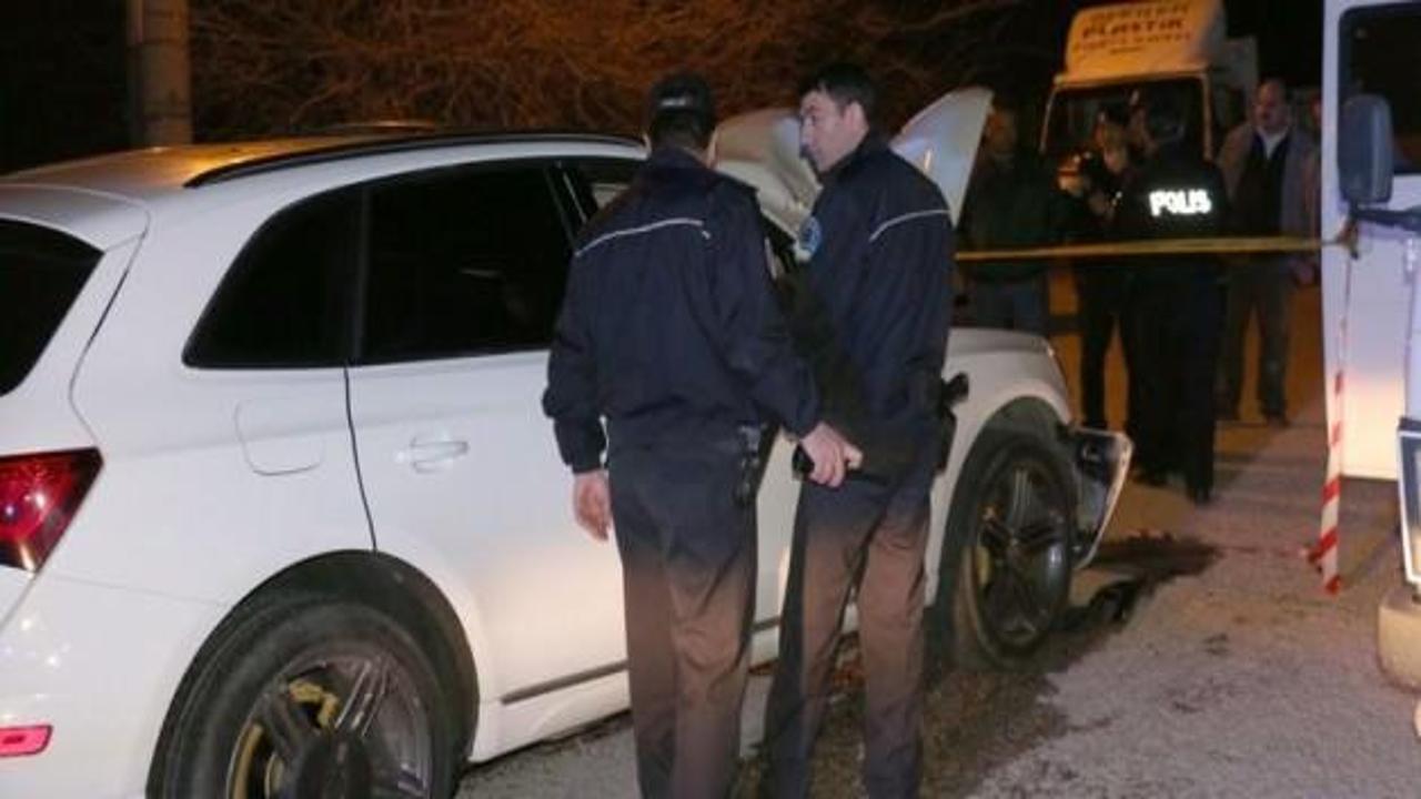 Feci kaza! V&uuml;cudu iki par&ccedil;aya ayrıldı