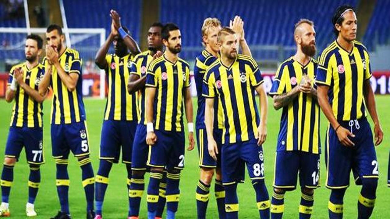 Fenerbahçe'de 9 isimle yollar ayrılıyor!