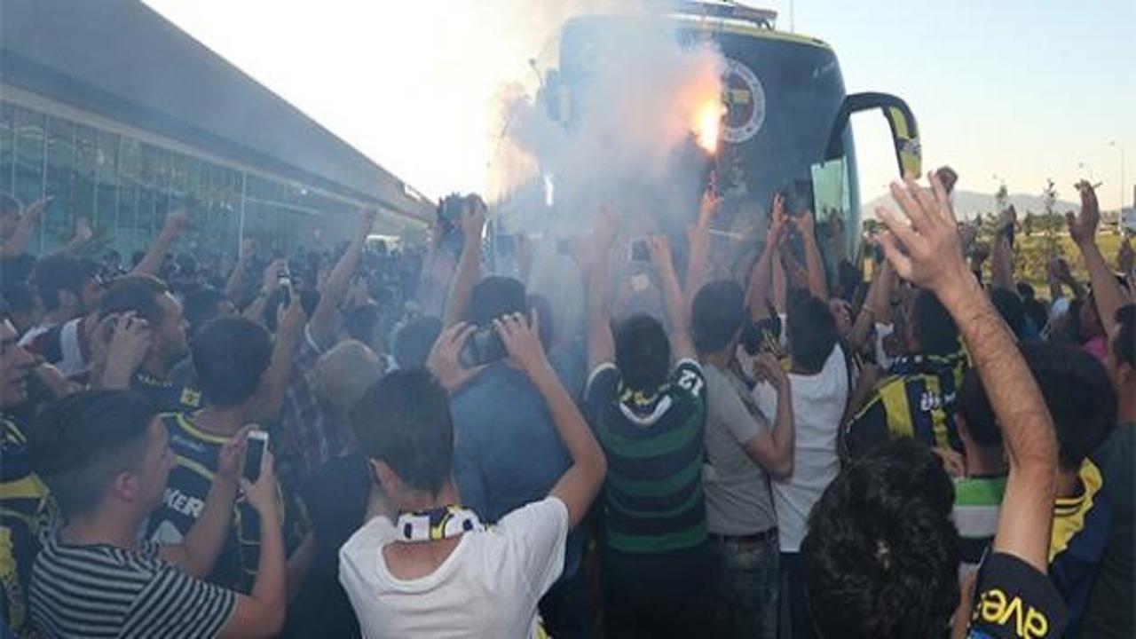 Fenerbahçe'ye coşkulu karşılama!