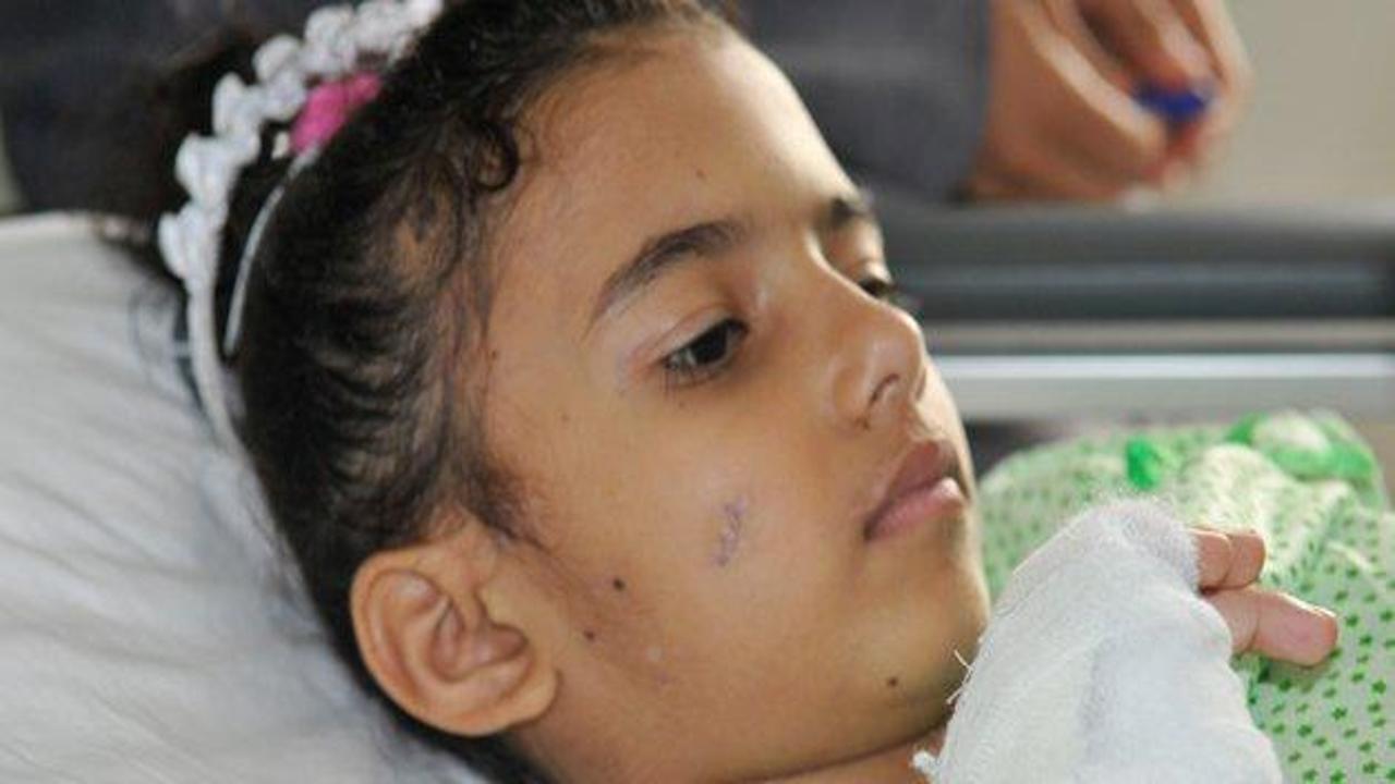 Filistinli küçük Sara’nın gözleri acıyı anlatıyor