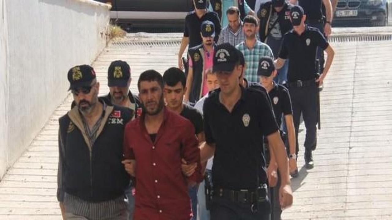 Gaziantep'te 12 PKK'lı tutuklandı