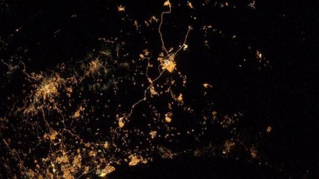 Gazze'deki ateşe uzaydan bakış