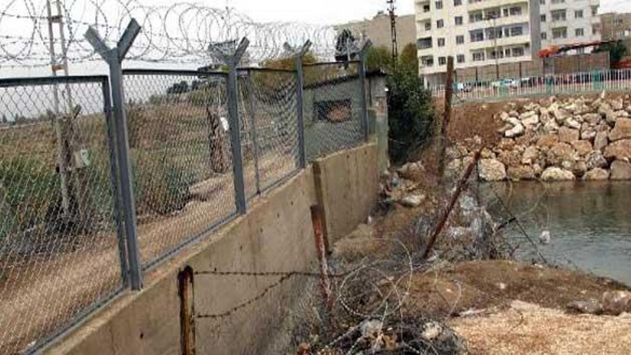 Gökkan: Tarihi köprü üzerine duvar örüldü